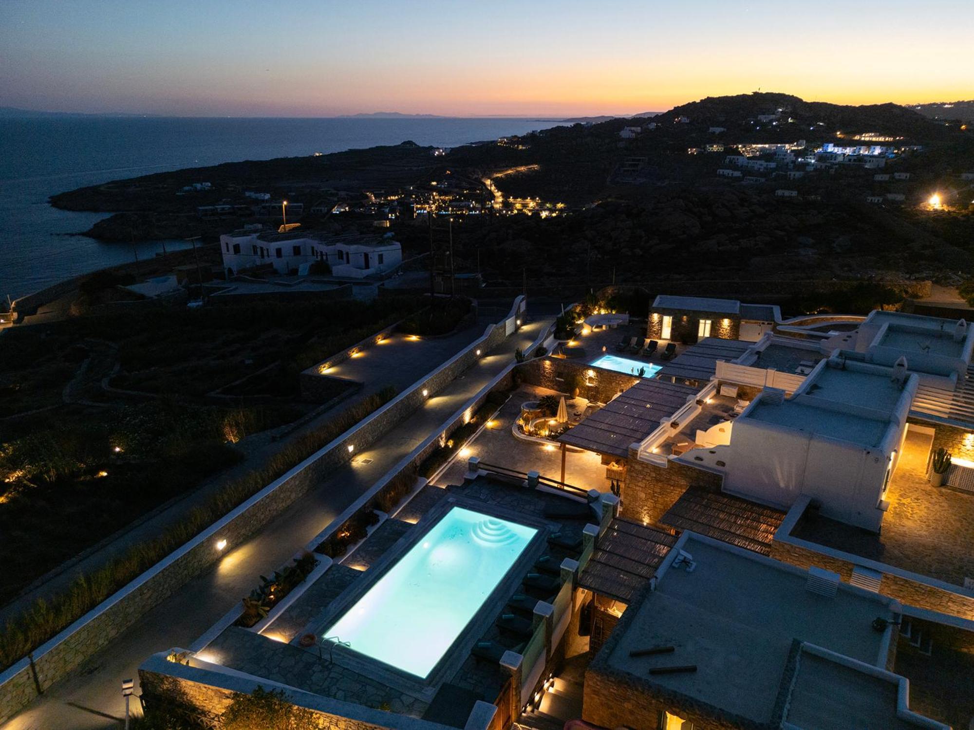 Mando Pool Villas W Sea Views - Five Bedrooms Super Paradise Beach  Exteriér fotografie
