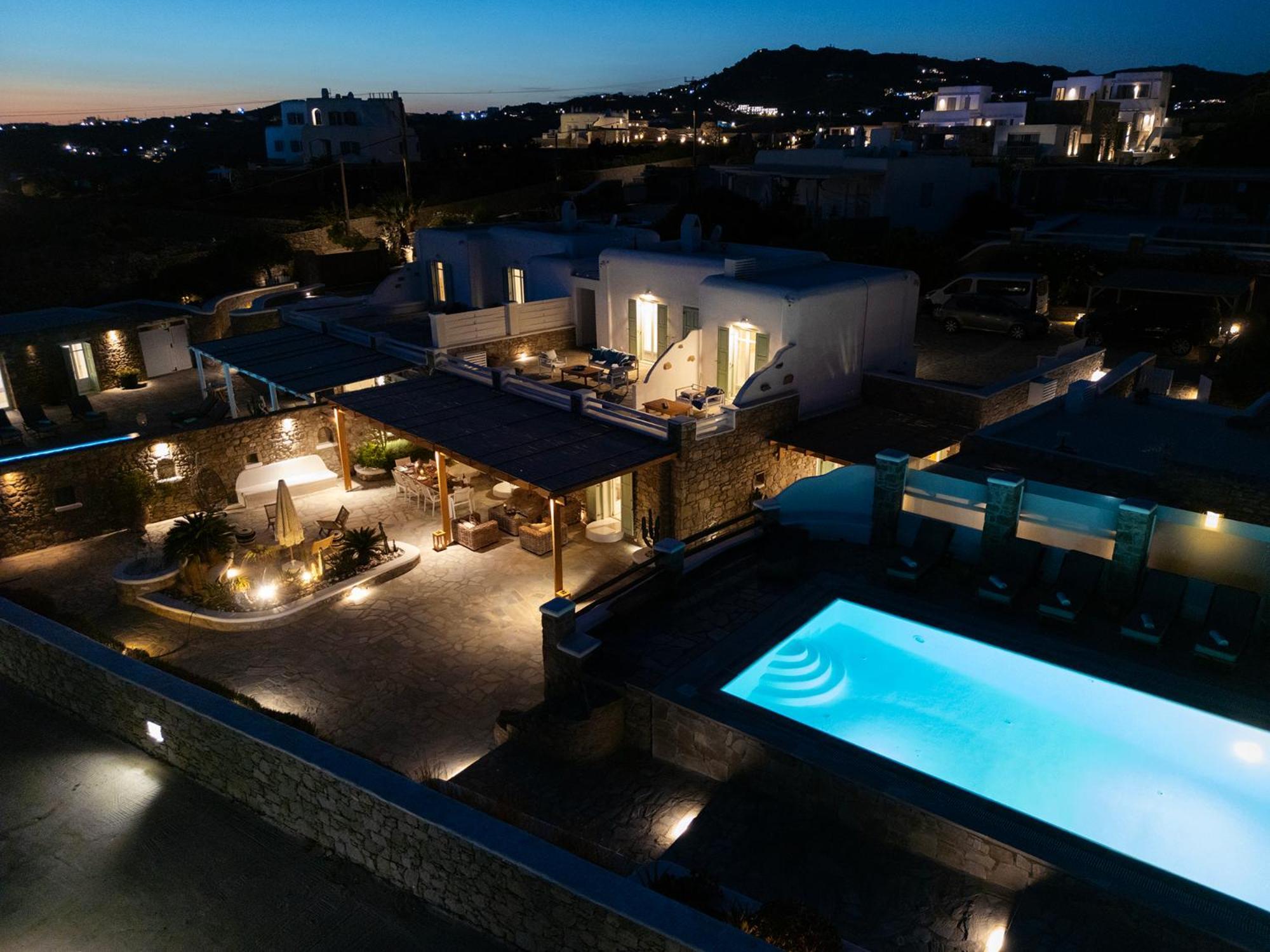Mando Pool Villas W Sea Views - Five Bedrooms Super Paradise Beach  Exteriér fotografie