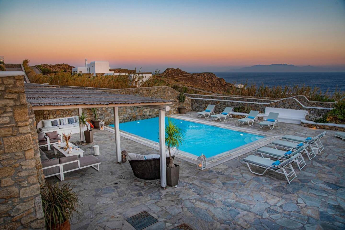 Mando Pool Villas W Sea Views - Five Bedrooms Super Paradise Beach  Exteriér fotografie