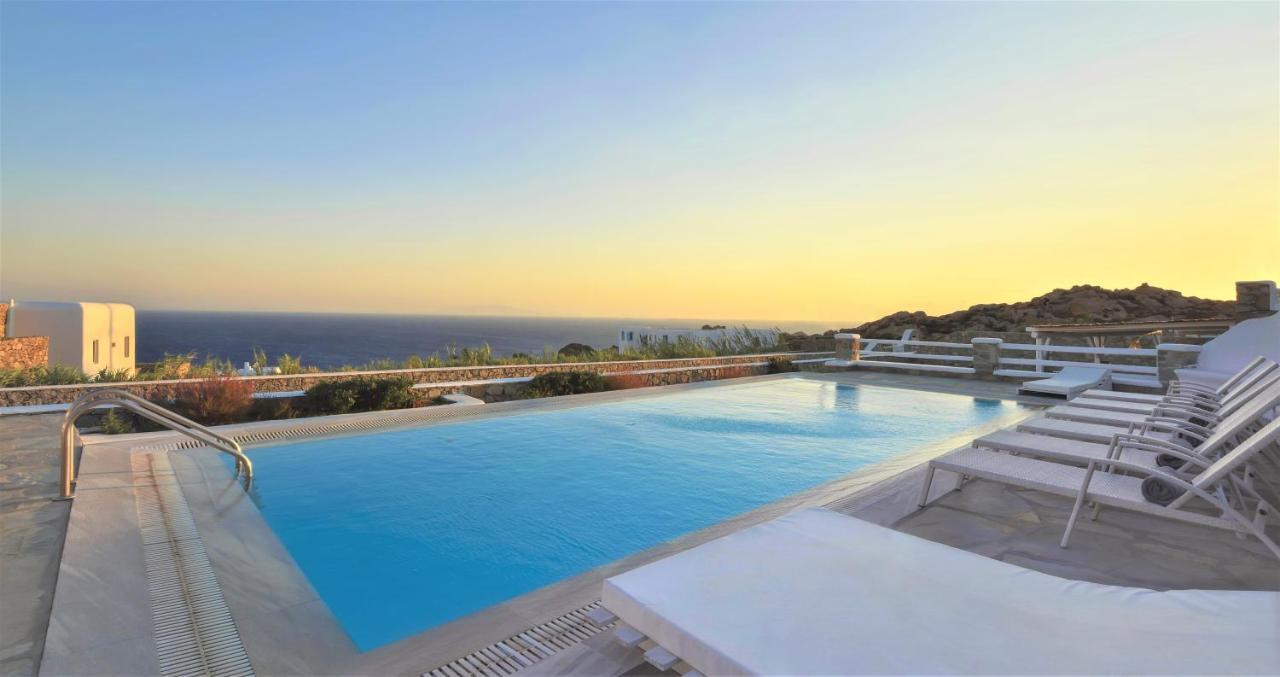 Mando Pool Villas W Sea Views - Five Bedrooms Super Paradise Beach  Exteriér fotografie